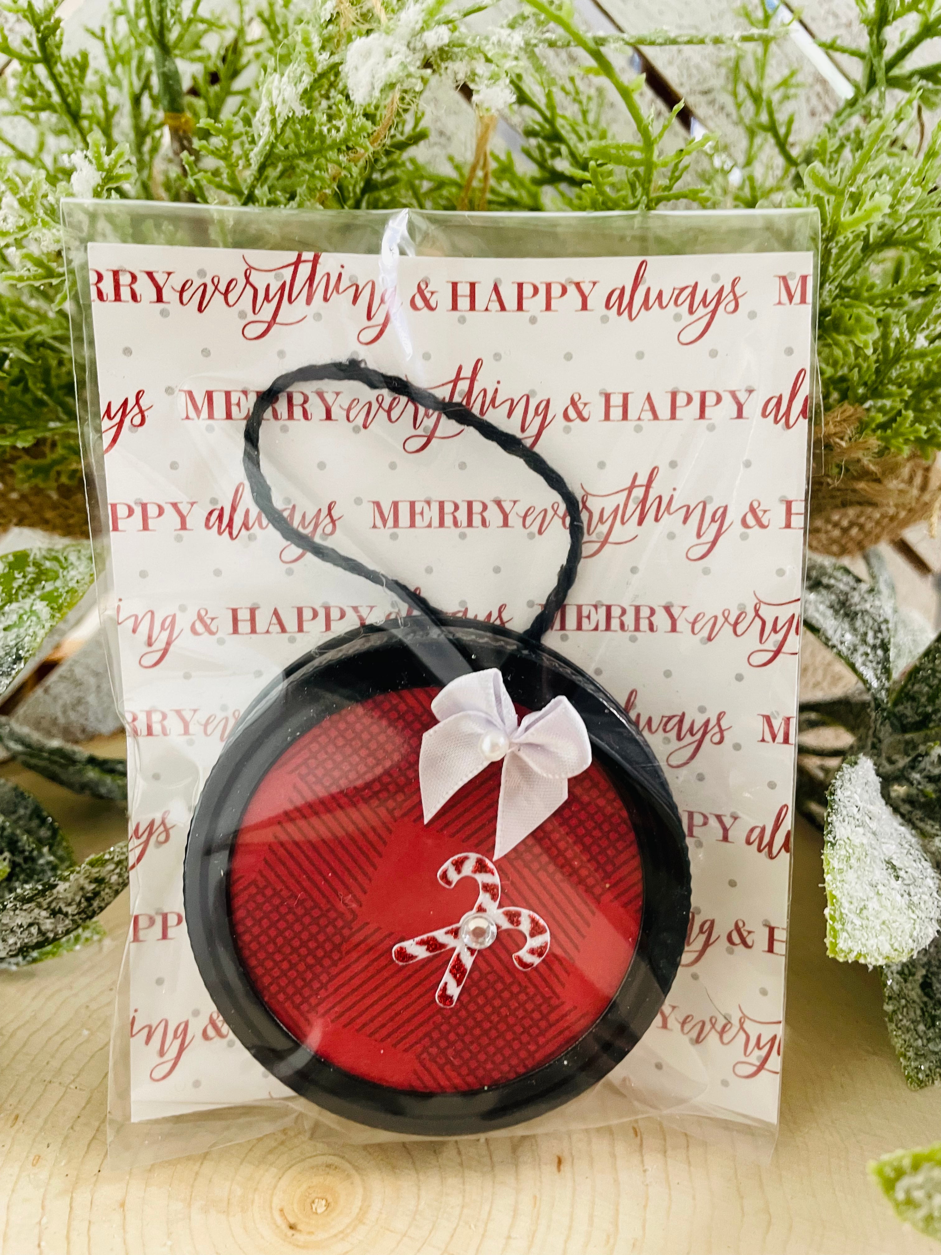 Canning lid Christmas ornament