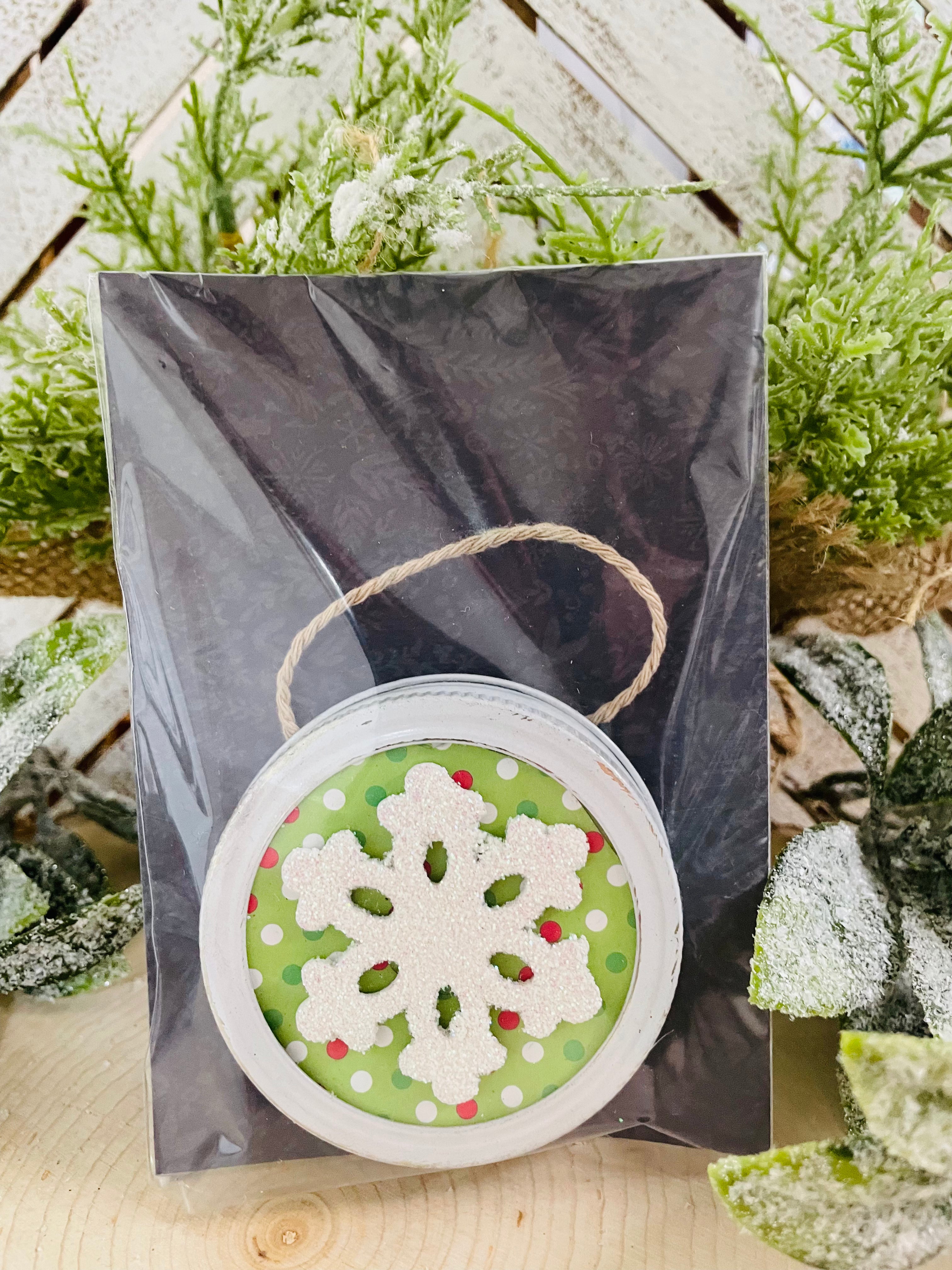 Canning lid Christmas ornament